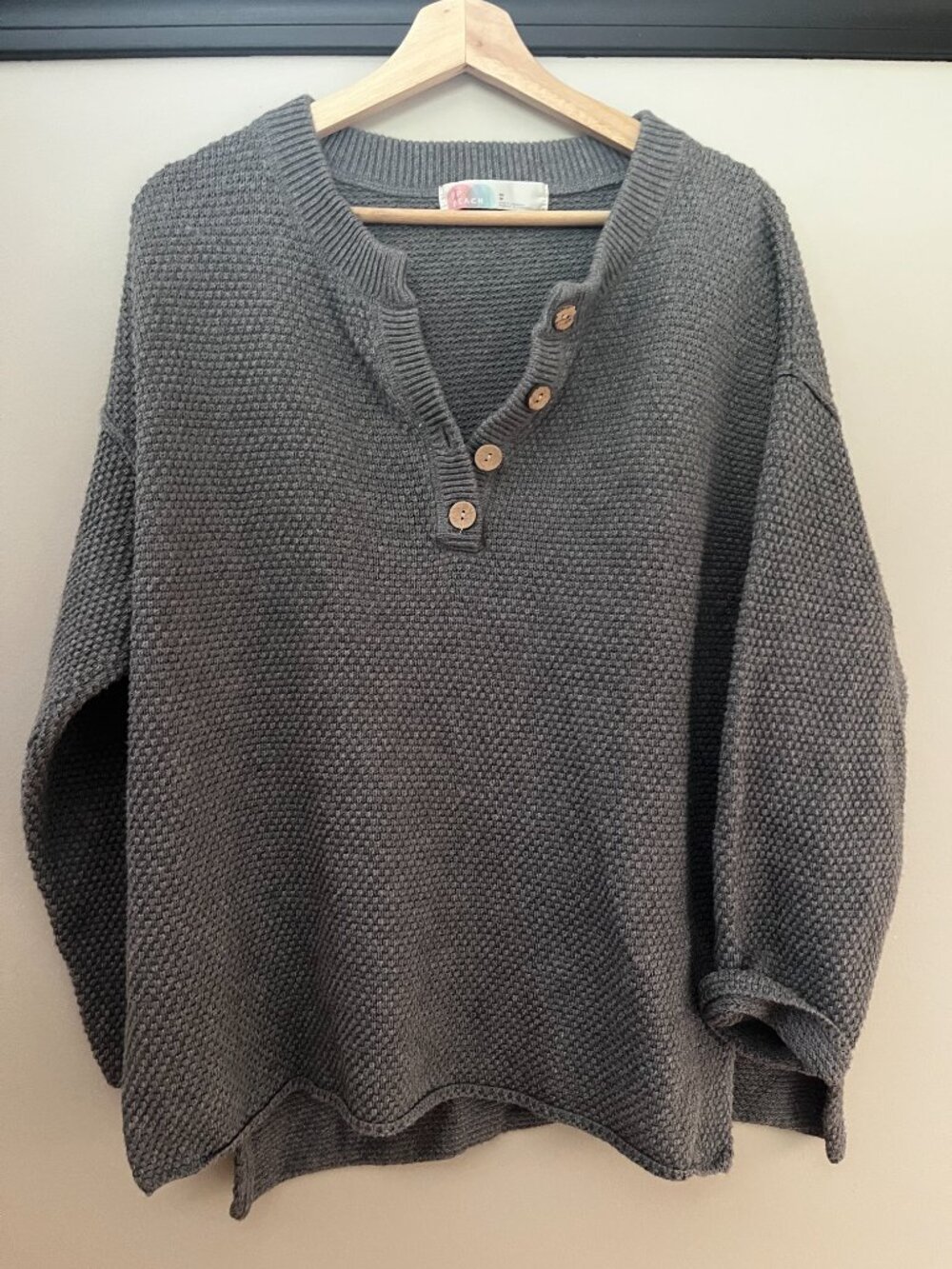 FP Beach (Free People) Cotton Henley Shirt Sweatshirt Size XS, runs large